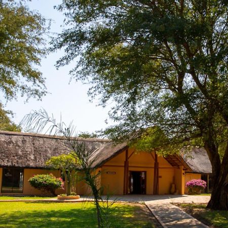 Kayova River Lodge Ndiyona Luaran gambar