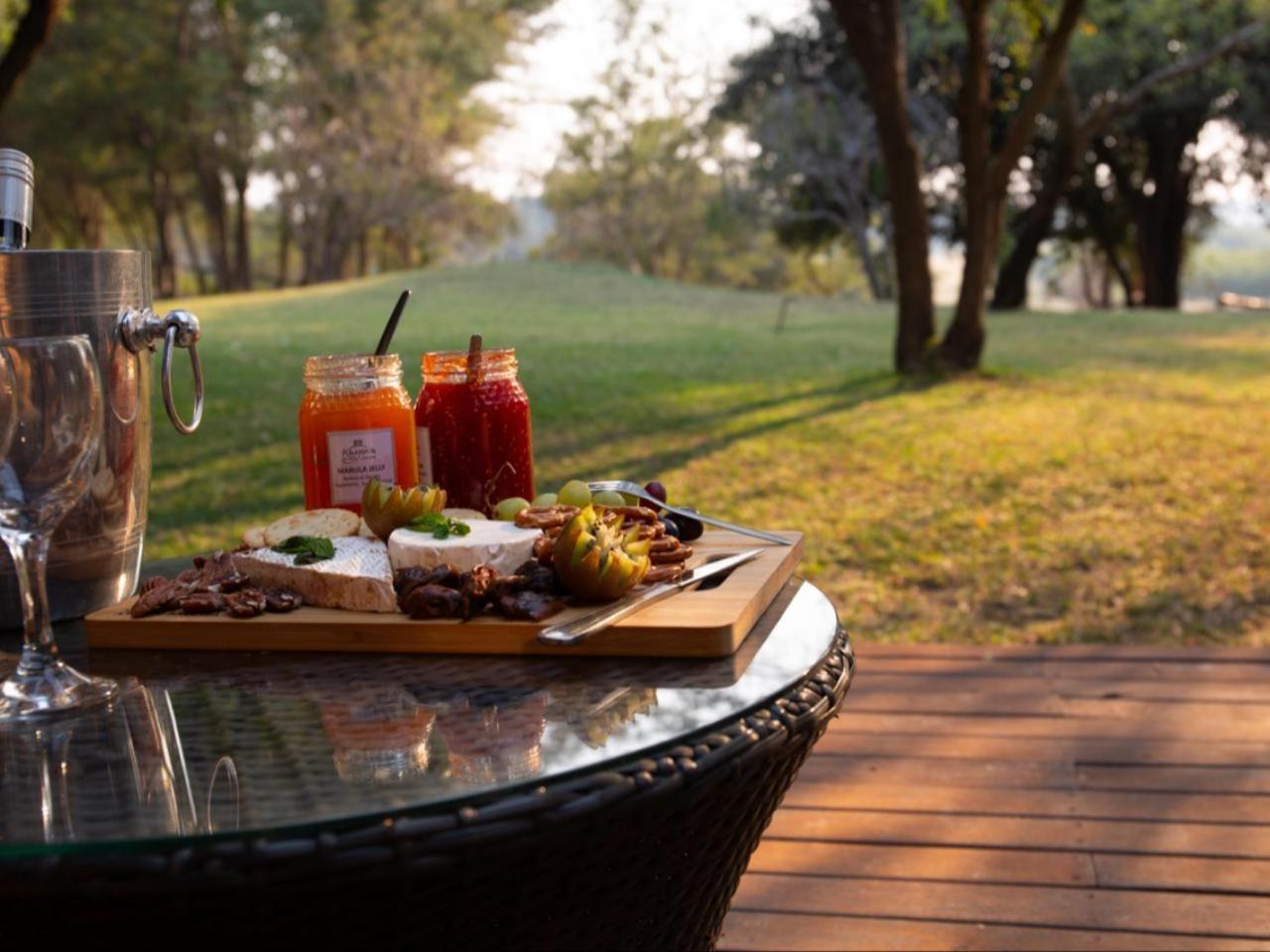 Kayova River Lodge Ndiyona Luaran gambar